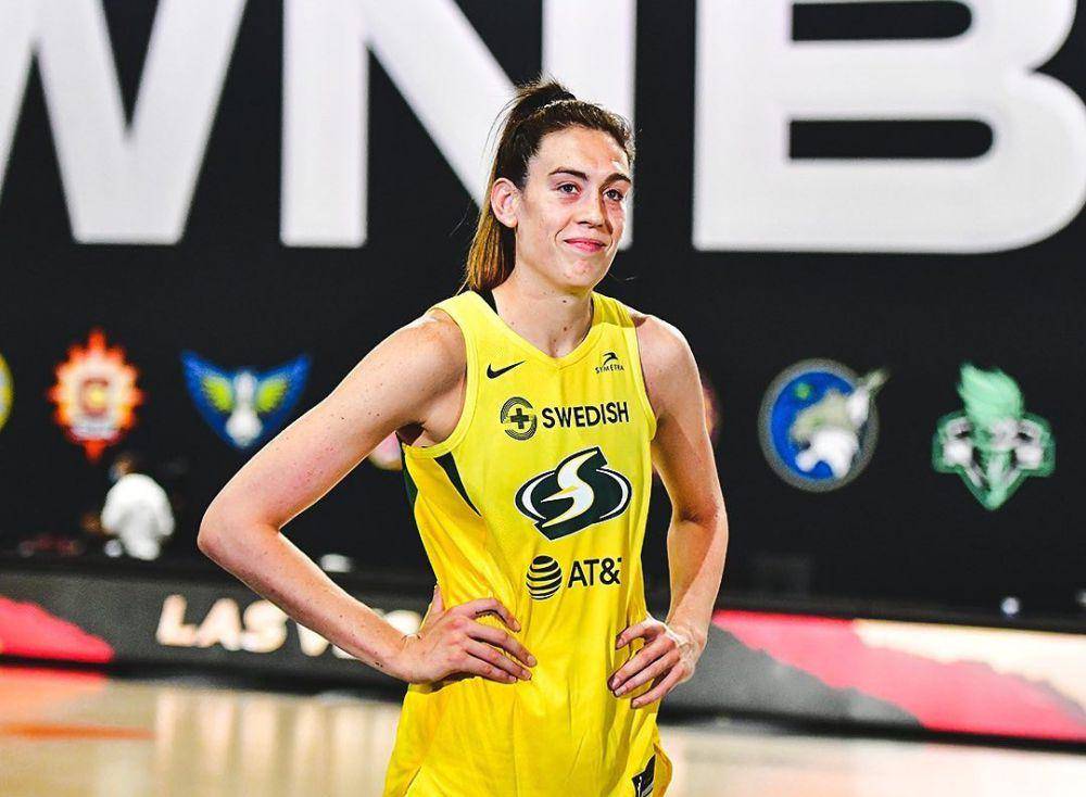 Breanna Stewart (instagram.com/breannastewart30)