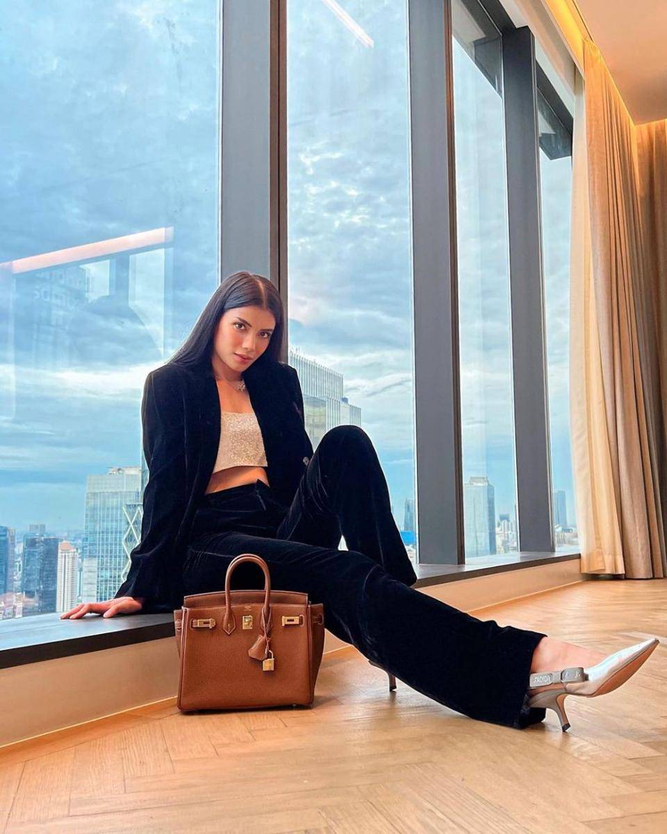 OOTD Sabrina Chairunnisa (instagram.com/sabrinachairunnisa_)