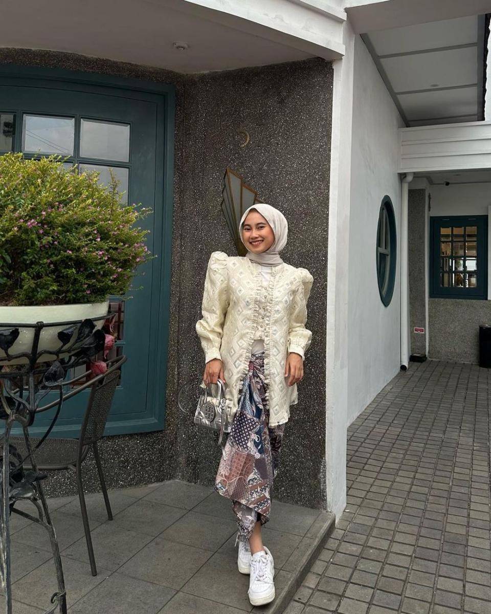inspirasi OOTD ala Nisfa Nabillah (instagram.com/nisfanabillah)