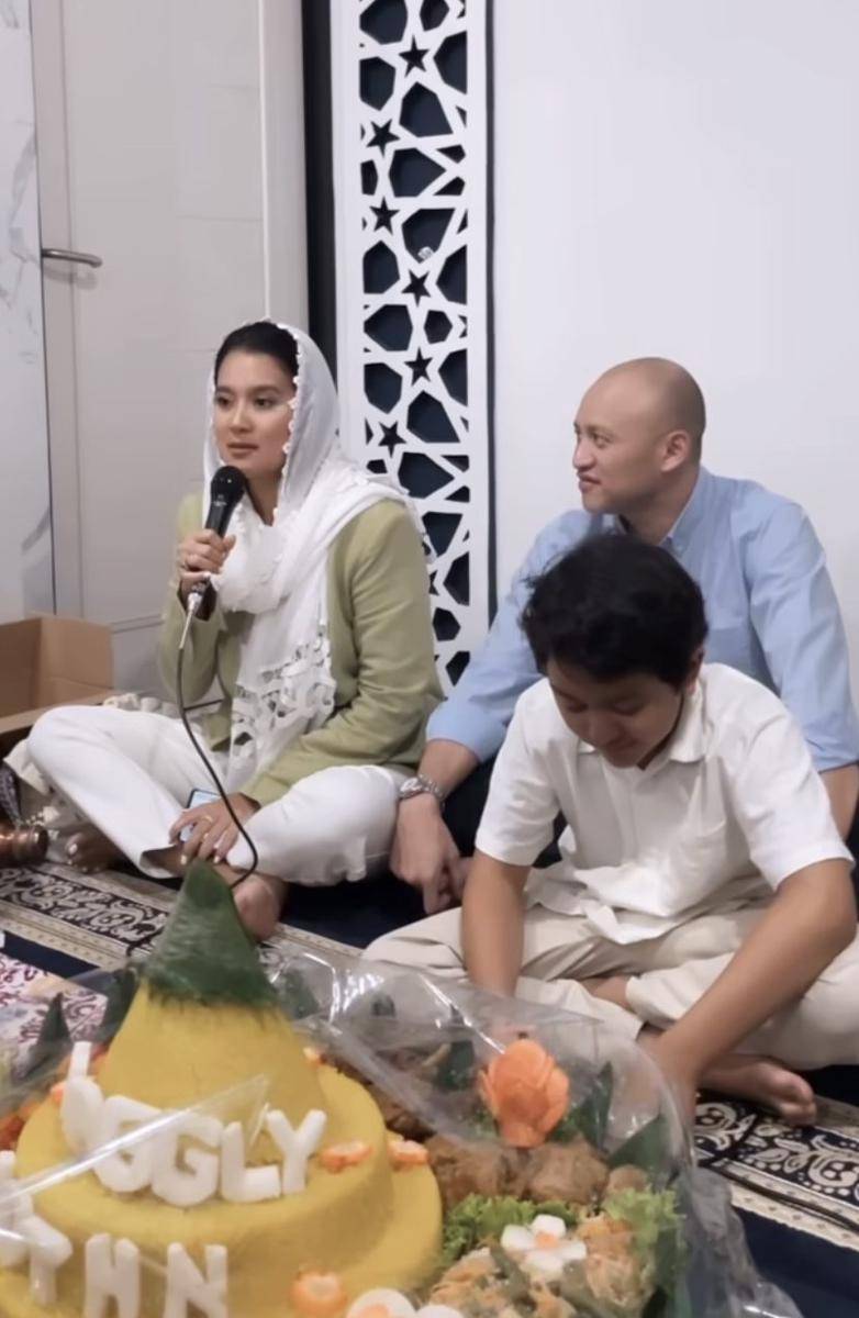 potret ultah Maggaly (Instagram.com/marcella.zalianty)