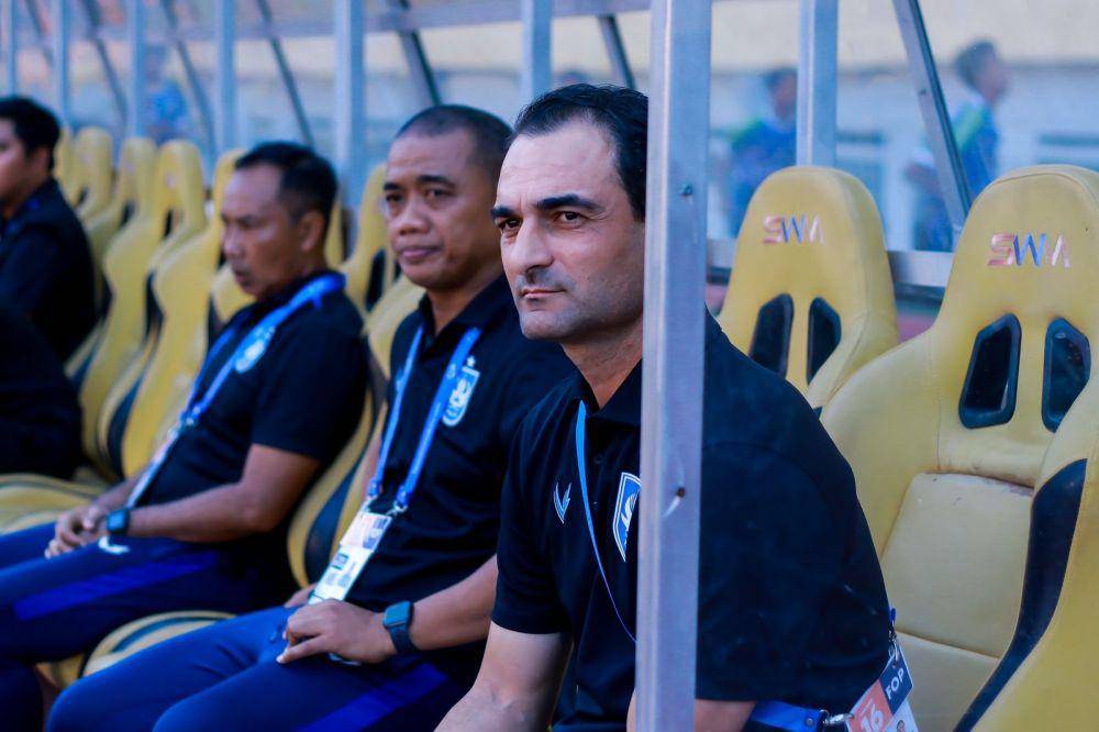 Pelatih PSIS Semarang, Gilbert Agius bersama asisten pelatih PSIS, Eko Purjianto. (dok. PSIS)
