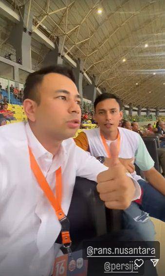 potret Raffi Ahmad di laga RANS melawan Persija (instagram.com/raffinagita1717)