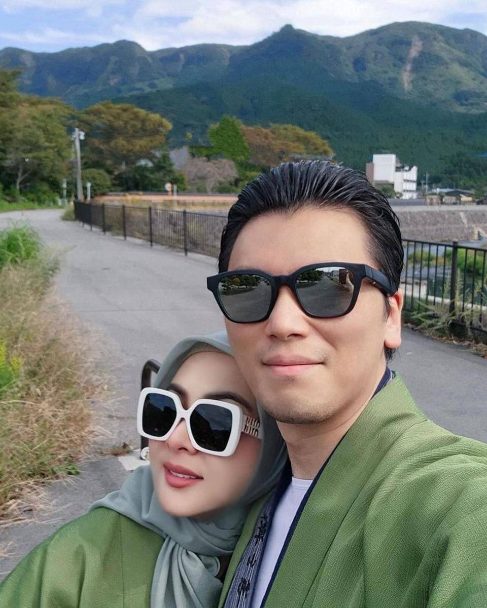 potret Syahrini dan Reino Barrack (instagram.com/princessyahrini)