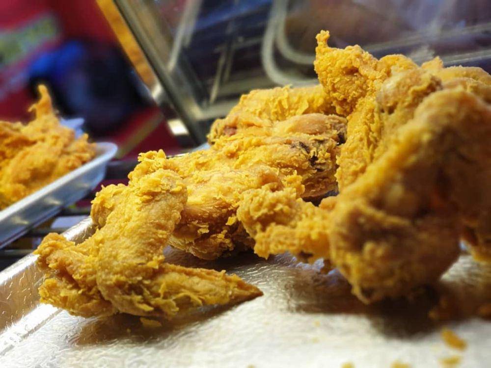 menu ayam ala carte fried chicken