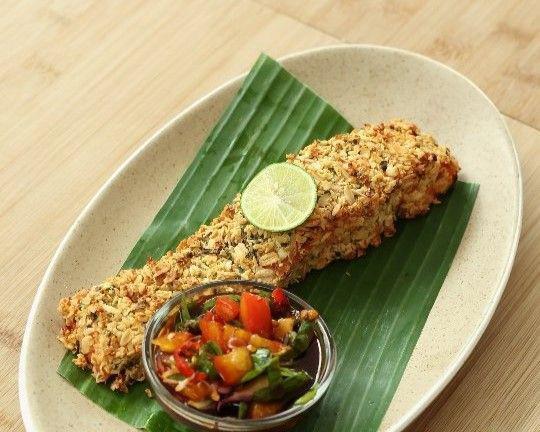 Resep Salmon Panggang Sambal Colo-colo ala Devina Hermawan
