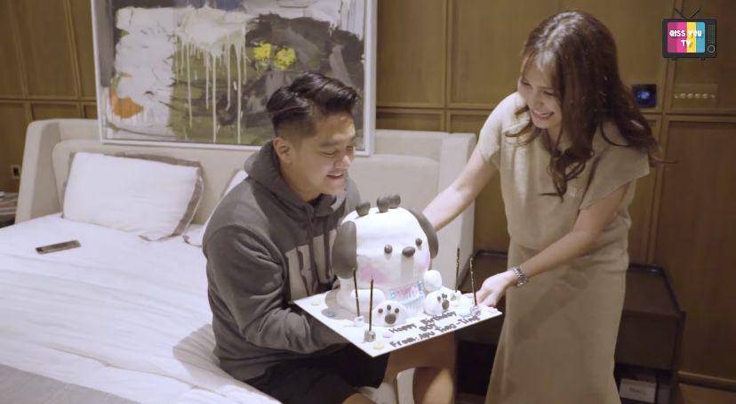 potret Ayu Ting Ting beri kejutan ulang tahun Boy William (youtube.com/Qiss You TV)