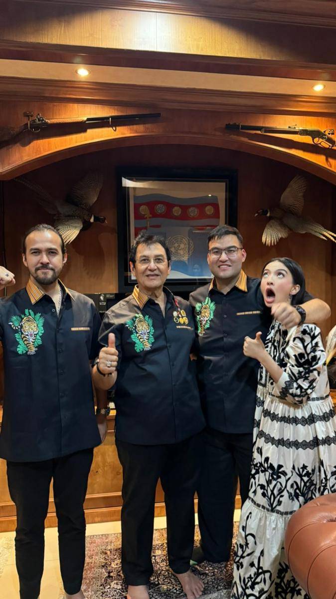 potret Raline Shah hadiri syukuran ulang tahun ke-73 sang papa (instagram.com/ralineshah)