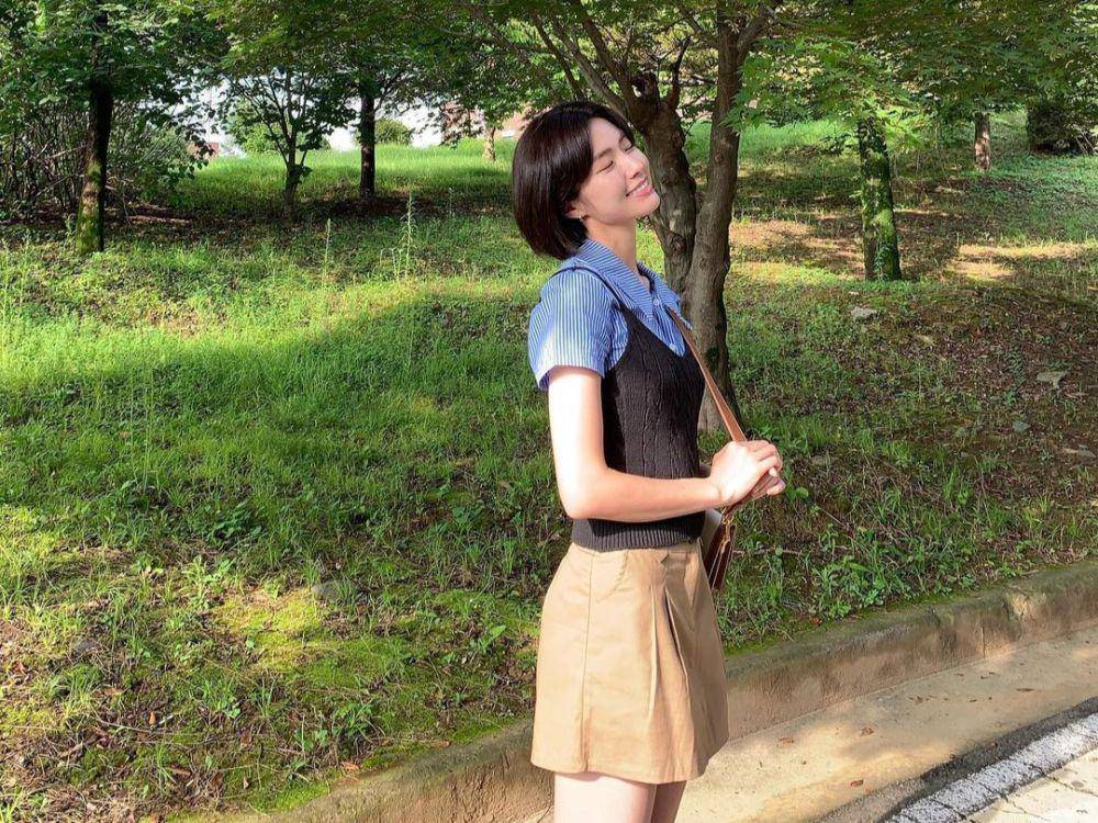Ha Young sebagai Kim Jin Ju di drakor Doona! (instagram.com/havv_y)