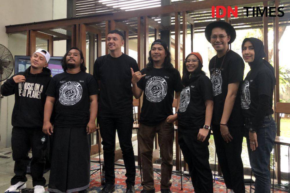 13 Musisi Indonesia Buat Album Kompilasi sonic/panic, Beragam Genre