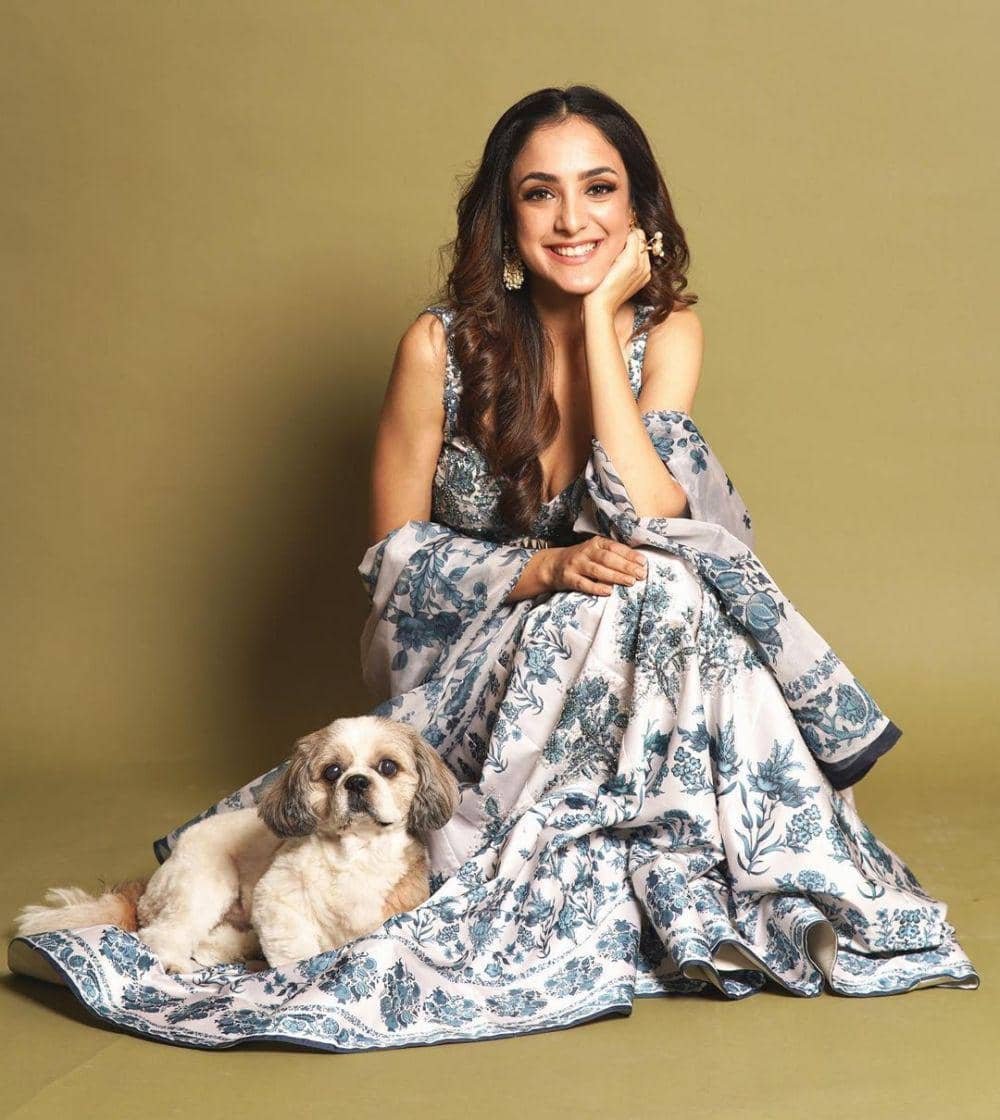 Kanikka Kapur (instagram.com/kanikkakapur)