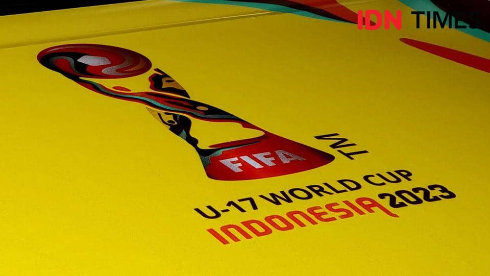 Mobil dinas Gibran bernuansa Piala Dunia U-17. (IDN Times/Larasati Rey)