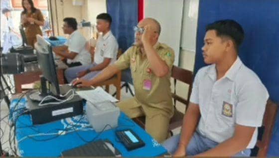 Perekaman e-KTP bagi pemilih pemula di Tabanan (Dok.IDNTimes/Disdukcapil Tabanan)