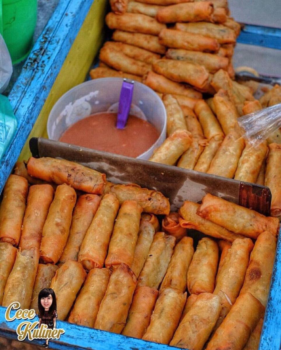 5 Lumpia Viral di Surabaya, Harga Mulai Seribuan Aja