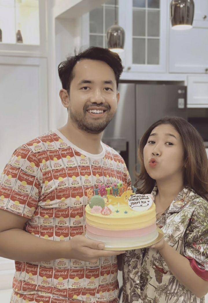 potret perayaan ultah artis di bulan Oktober 2023 (instagram.com/kikysaputrii)