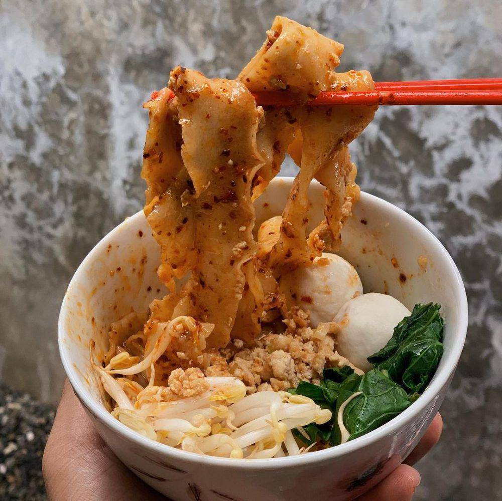 Mie Soobek - biangmie chili oil (instagram.com/miesoobek)