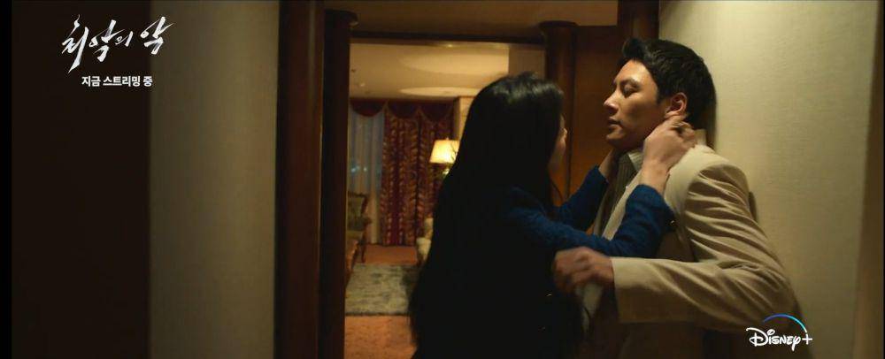 potret Ji Chang Wook dan BIBI dalam serial The Worst of Evil (dok. Disney+)