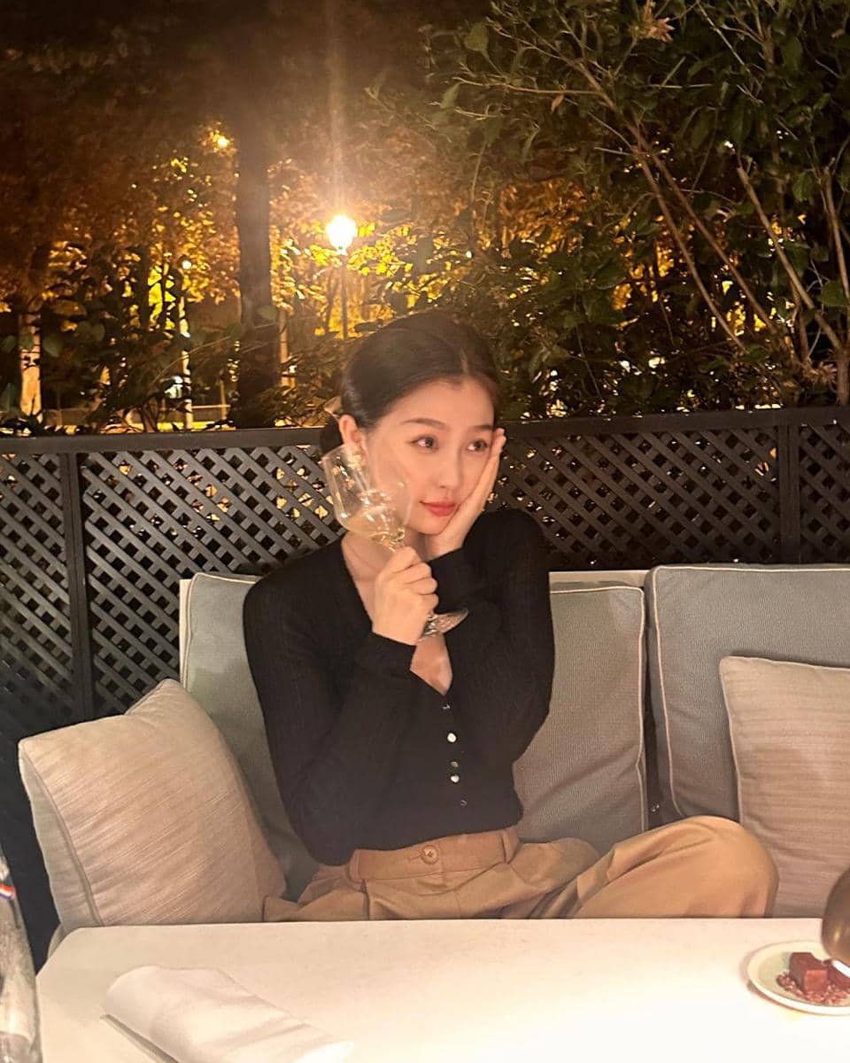 Esther Yu (instagram.com/estheeerrrrr)