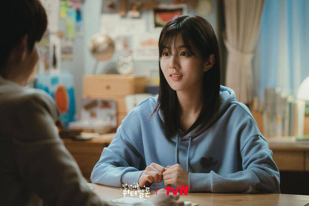 Still cut drama Twinkling Watermelon (instagram.com/tvn_drama)
