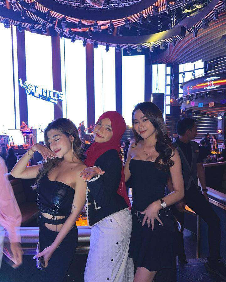 ultah Oklin Fia di klub (instagram.com/oklinfia)