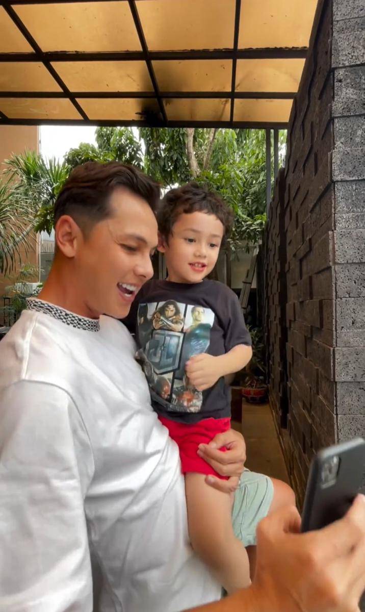 Andhika Pratama (instagram.com/ussypratama)