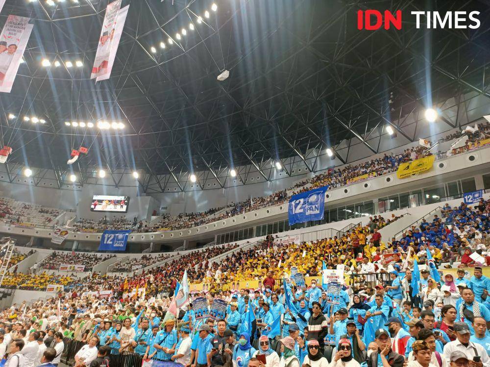 Relawan Partai Gelora Dukung Prabowo-Gibran di Indonesia Arena GBK (IDN Times/Rachma Syifa Faiza Rachel)