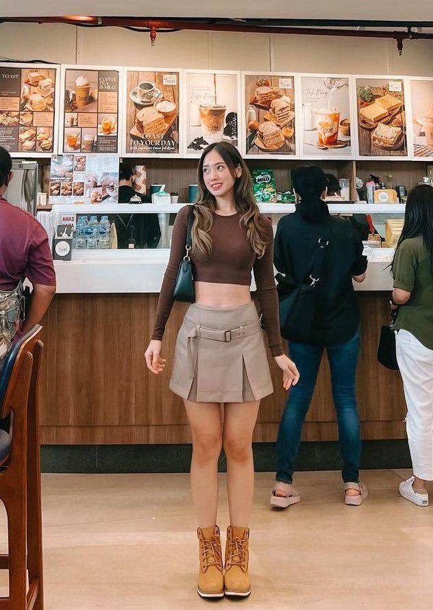 Valerie Taniaty (instagram.com/valeriedewiofficial)