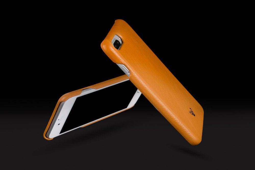 casing smartphone dari kayu (pexels.com/Rann Vijay)