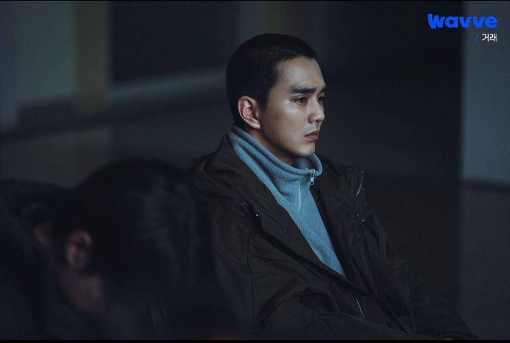 Yoo Seung Ho di drakor The Deal (instagram.com/wavve.official)