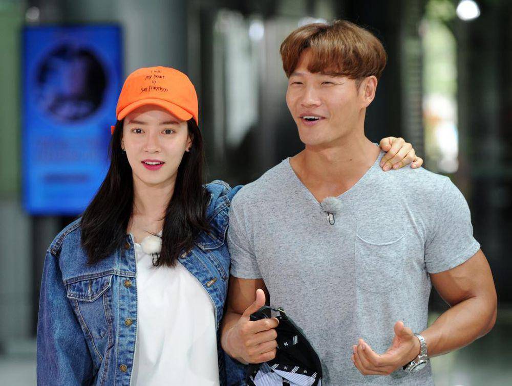 Song Ji Hyo dan Kim Jong Kook di Running Man episode 351 (dok. SBS/Running Man)