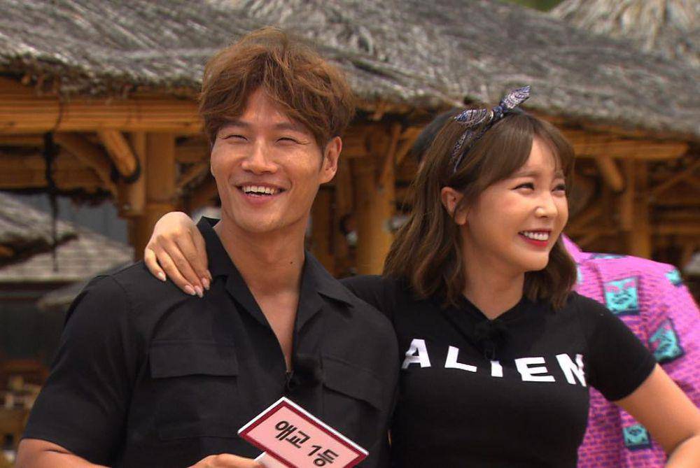 Kim Jong Kook dan Hong Jin Young di Running Man episode 357 (dok. SBS/Running Man)