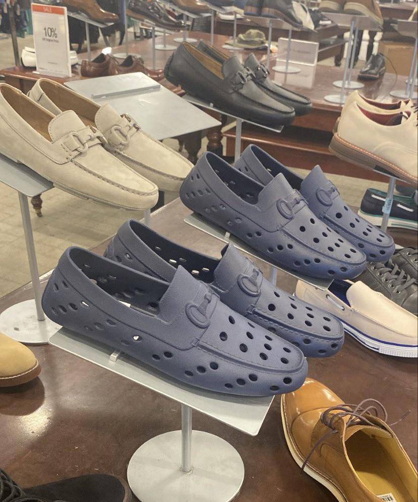 potret desain Crocs mencolok mata (reddit.com/user/audummy)