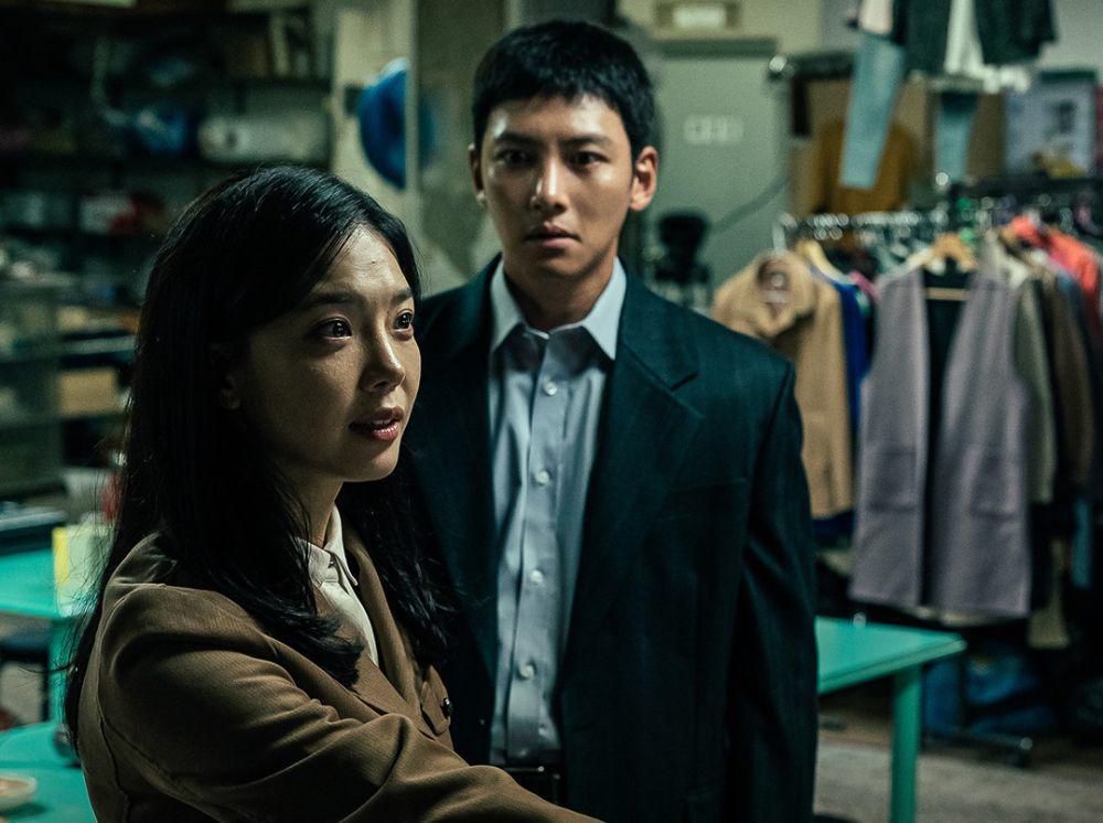 6 Penyebab Park Jun Mo Melepas Cincin Nikah di The Worst of Evil