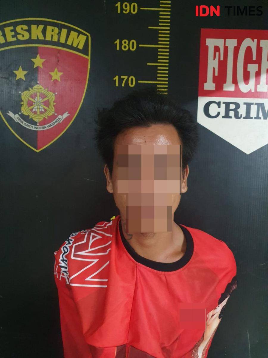 DK pria yang nekat bobol bengkel motor demi judi slot. (IDN Times/Polres Kubu Raya).