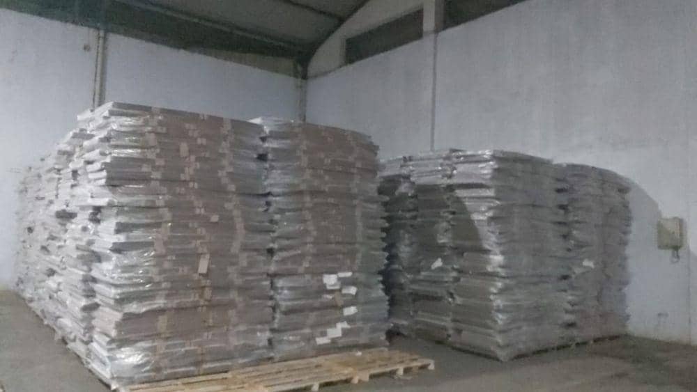 Bilik suara yang disimpan di gudang penyimpanan KPU Makassar, Rabu (25/10/2023). Dok. KPU Makassar