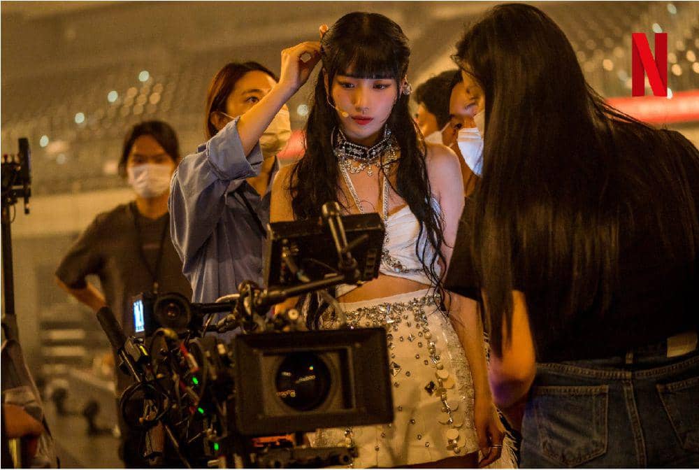 potret behind the scene drakor Doona! (Instagram.com/netflixkr)