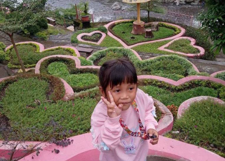 Taman Seribu Cinta Kali Blongkeng (instagram.com/rizal_mprof1897)
