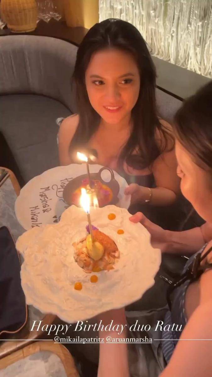momen ulang tahun ke-27 Marsha Aruan (instagram.com/aruanmarsha)