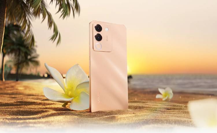 vivo V29e warna rose gold (vivo.com)