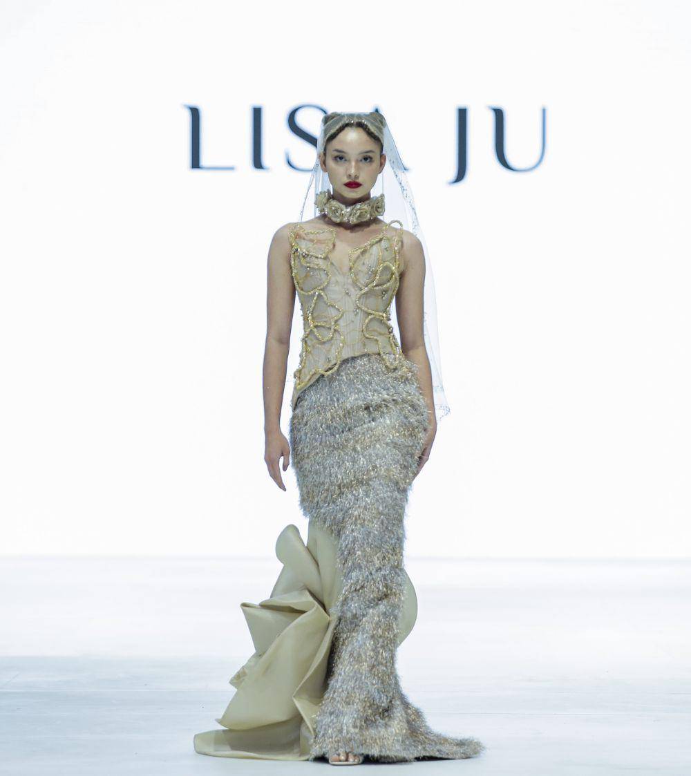 Koleksi Lisa Ju di Jakarta Fashion Week 2024. 23 Oktober 2023 (dok. Lisa Ju)