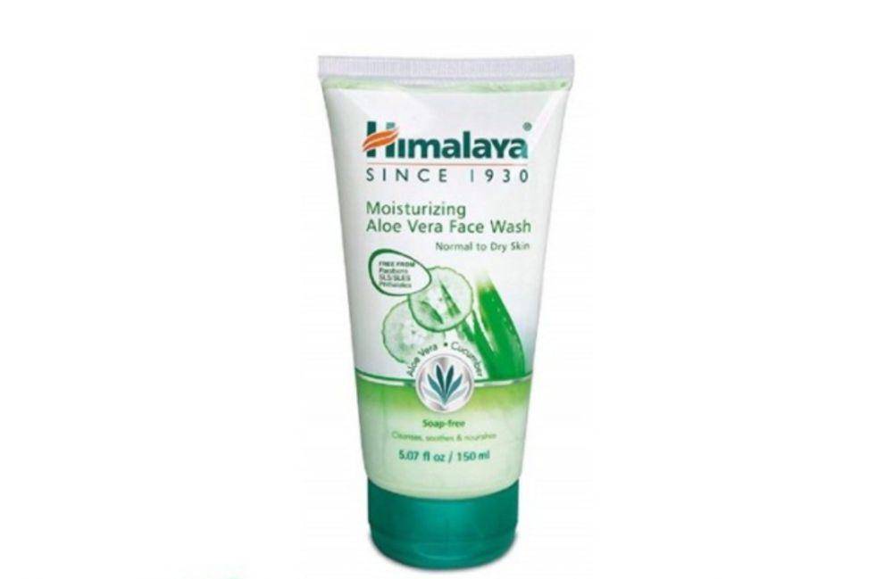 Himalaya Moisturizing Aloe Vera Face Wash (tokopedia.com/dyfa bandung)