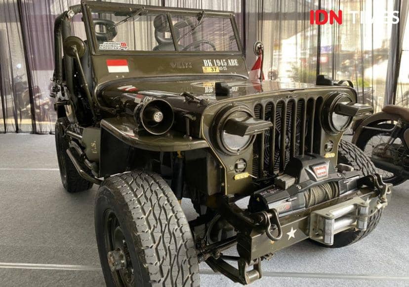 Jeep Willys Terpampang Gagah di Pameran Kendaraan Tempoe Doeloe