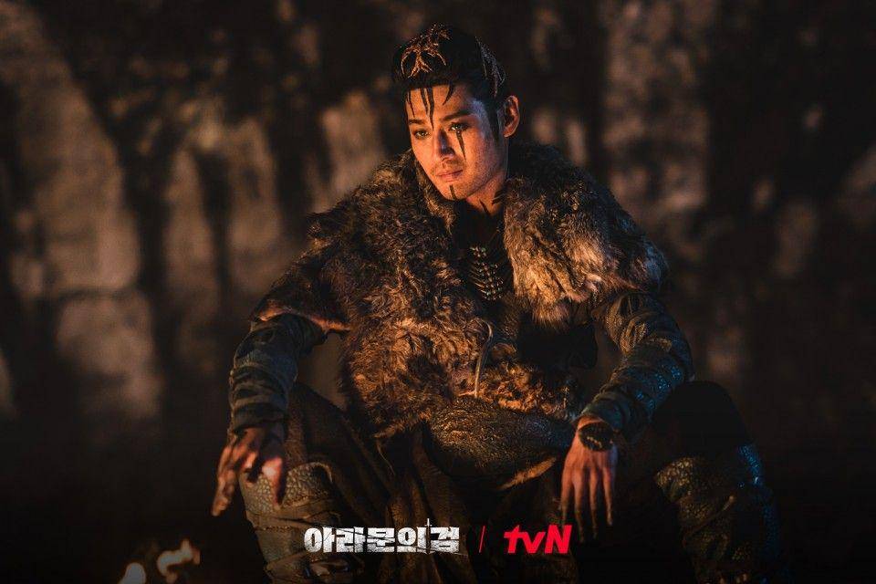 cuplikan Roy di drakor Arthdal Chronicles: The Sword of Aramun (dok. tvN/Arthdal Chronicles: The Sword of Aramun)