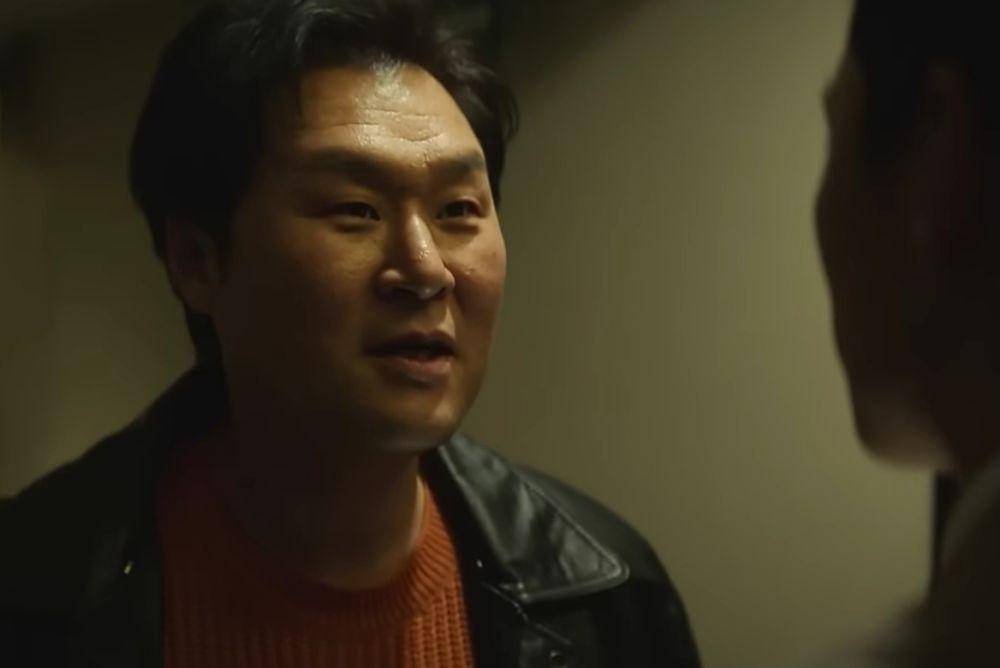 cuplikan Yoon Kyung Ho di drakor The Worst of Evil (youtube.com/Disney Plus Korea 디즈니 플러스 코리아)