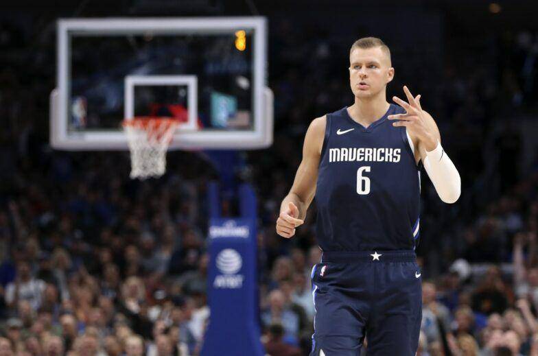 Kristaps Porzingis saat berseragam Dallas Mavericks. (nba.com)