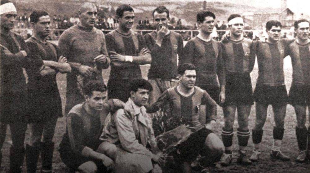 Para pemain Barcelona saat El Clasico pertama di LaLiga Spanyol pada 1929. (fcbarcelona.com)