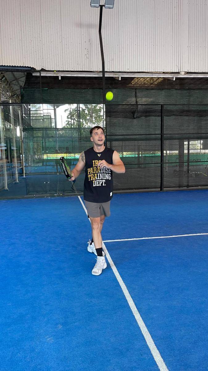 potret Stefan William olahraga padel (instagram.com/stefanwilliam)