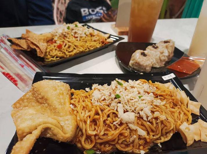 5 Tempat Makan Mie Pedas di Jakarta yang Bikin Lidah Terbakar