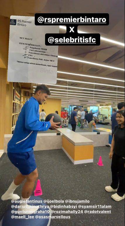 potret Selebritis FC medical check up (instagram.com/rifkyalhabsyi)