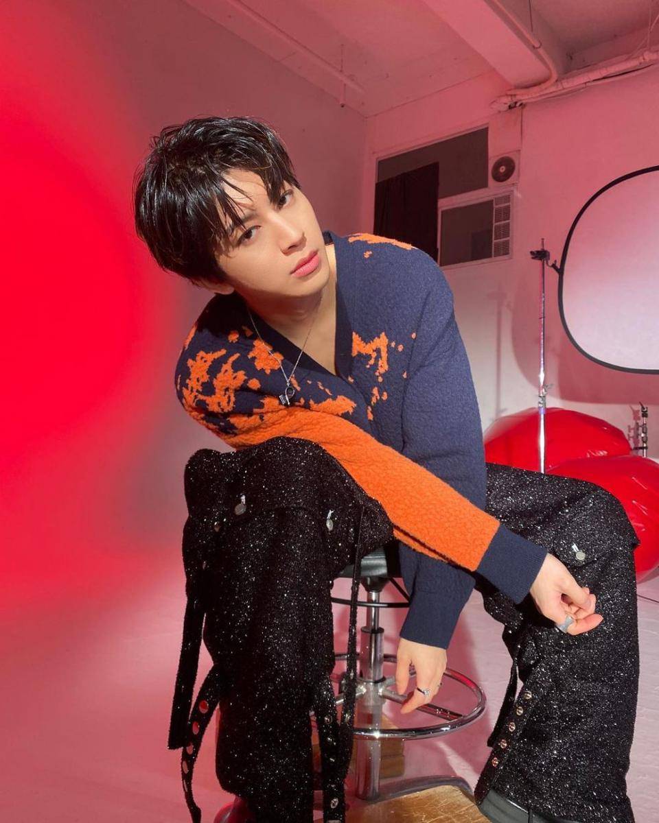 potret Yunhyeong iKON (instagram.com/sssong_yh)