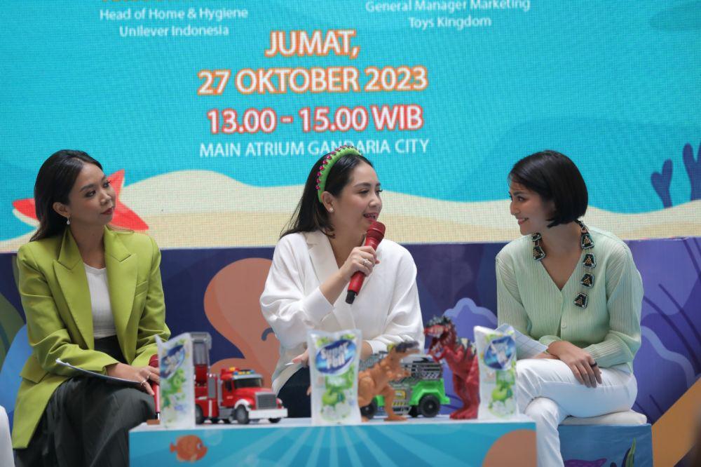 Superpell Dukung Keluarga Ciptakan Momen Bonding dengan Floor Time